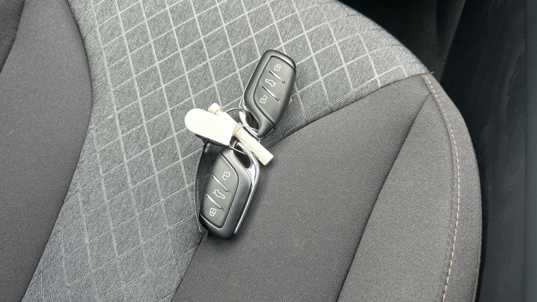 MG HS 1.5 T-GDI Hybrid+ SE 5dr Auto Hybrid Hatchback